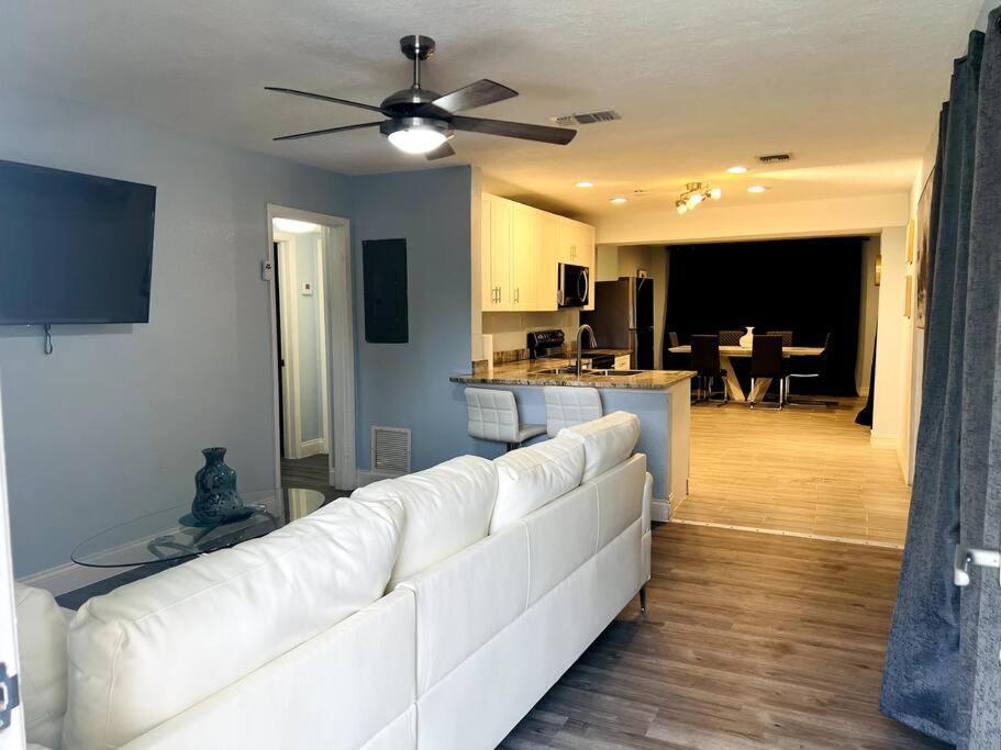 Ferienhaus 3bdrm Modern Entertainment *